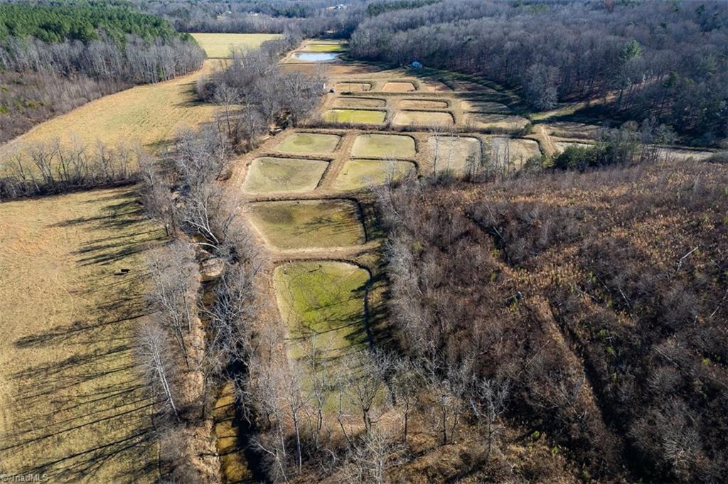 1316 Locust Grove Road Mount Airy, NC 27030 - Photo 20 of 36