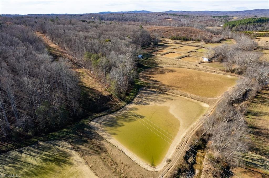 1316 Locust Grove Road Mount Airy, NC 27030 - Photo 24 of 36