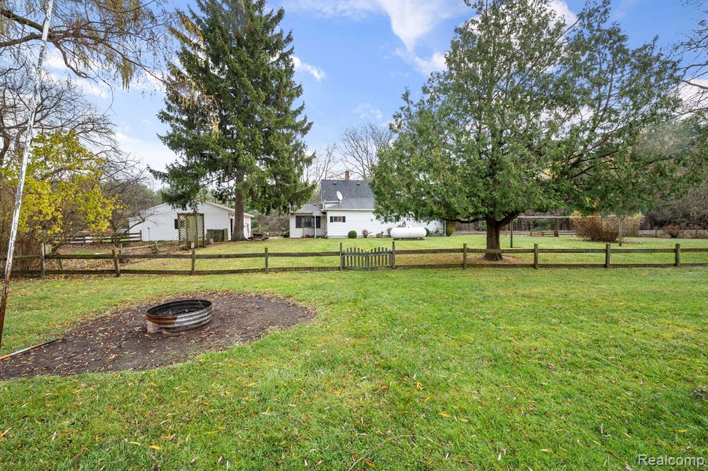 6788 Black River Road Croswell, MI 48422 - Photo 26 of 40 Gallery Image 26