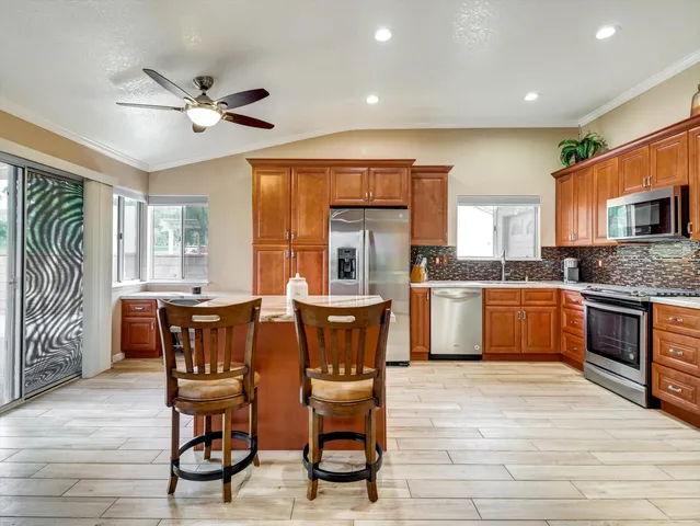 $409,000 | 9187 Oakmount Boulevard, Desert Hot Springs, CA 92240