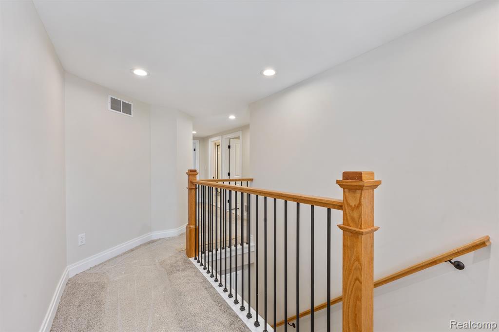 3518 Normandy Road Royal Oak, MI 48073 - Photo 29 of 45