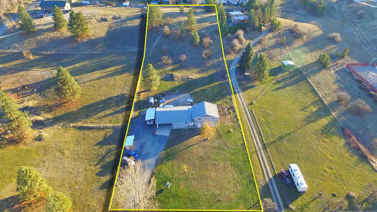 3120 East Center Road Mead, WA 99021 - Photo 1 of 20