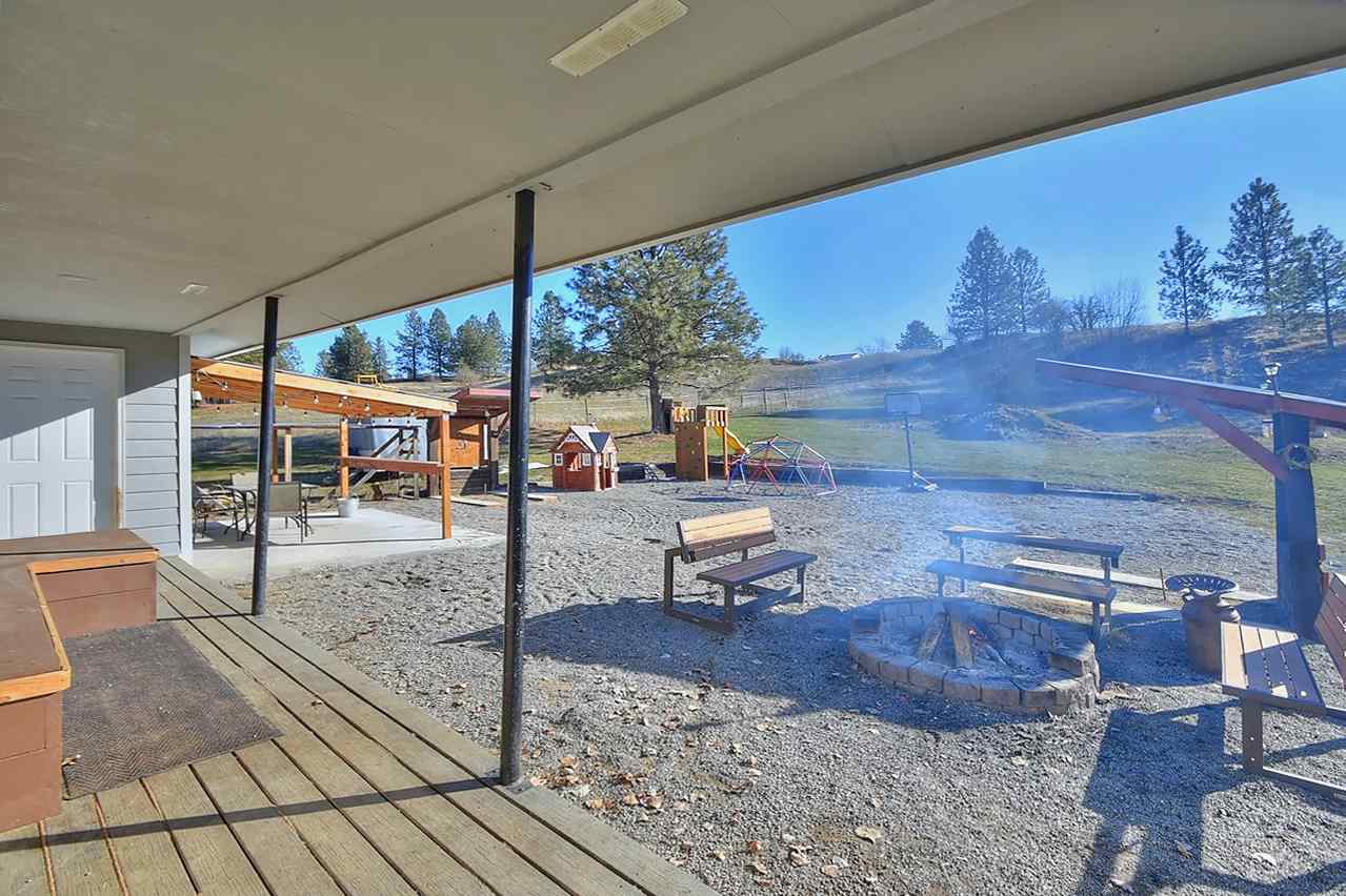 3120 East Center Road Mead, WA 99021 - Photo 17 of 20
