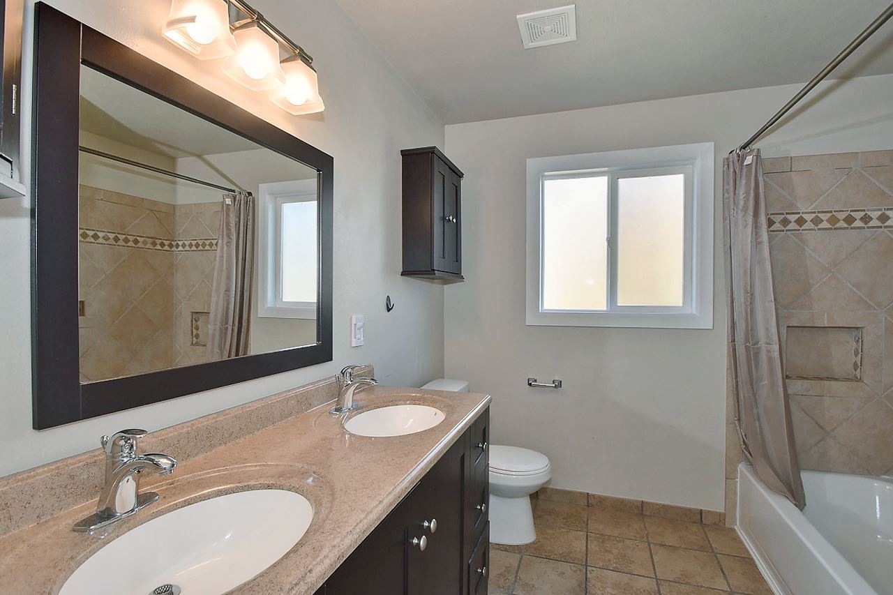 3120 East Center Road Mead, WA 99021 - Photo 9 of 20