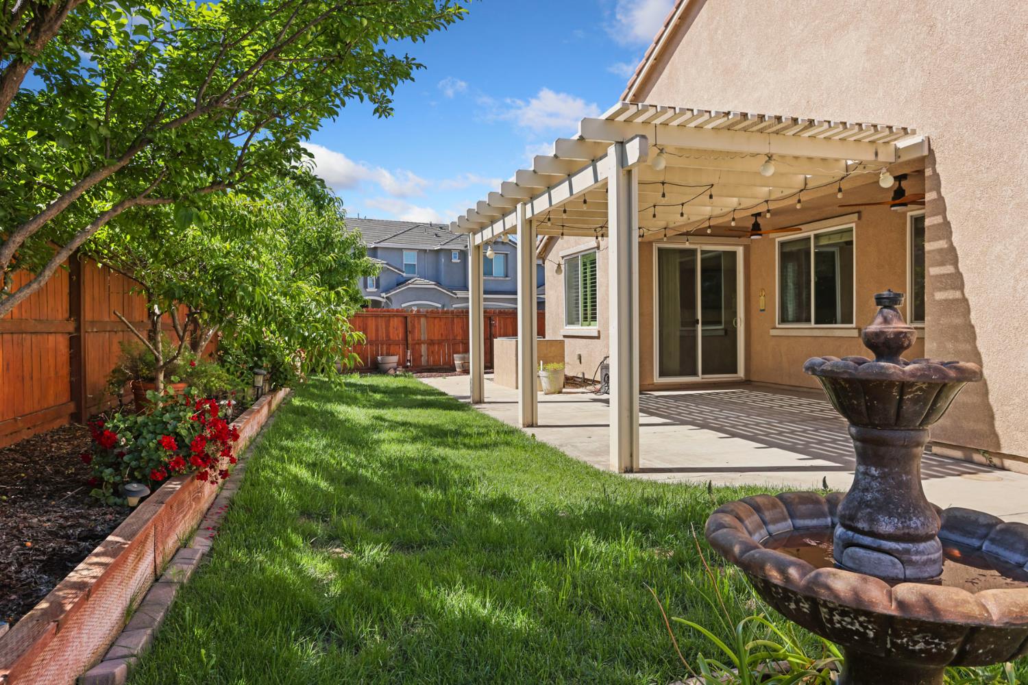2364 Inyo Place Manteca, CA 95337 - Photo 54 of 69