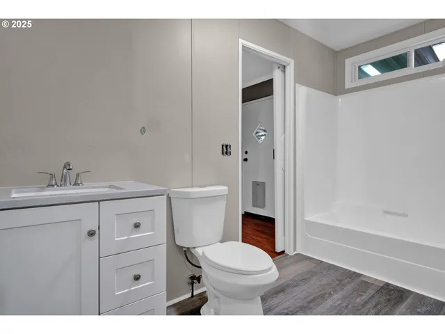 $475,000 | 26312 Shady Oak Drive, Monroe, OR 97456