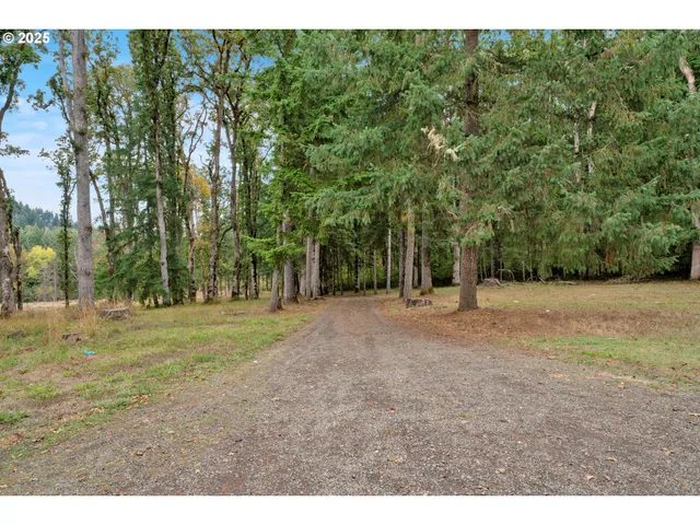 $475,000 | 26312 Shady Oak Drive, Monroe, OR 97456