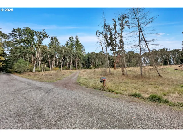 $475,000 | 26312 Shady Oak Drive, Monroe, OR 97456