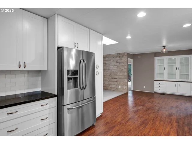 $475,000 | 26312 Shady Oak Drive, Monroe, OR 97456