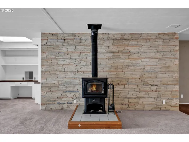 $475,000 | 26312 Shady Oak Drive, Monroe, OR 97456