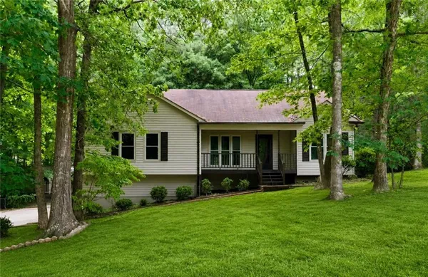 $250,000 | 195 Lakeside Drive, Covington, GA 30016