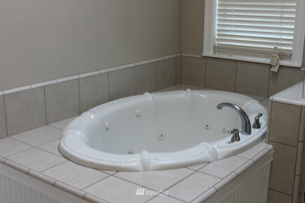 303 Olson Road Longview, WA 98632 - Photo 11 of 16 Gallery Image 11