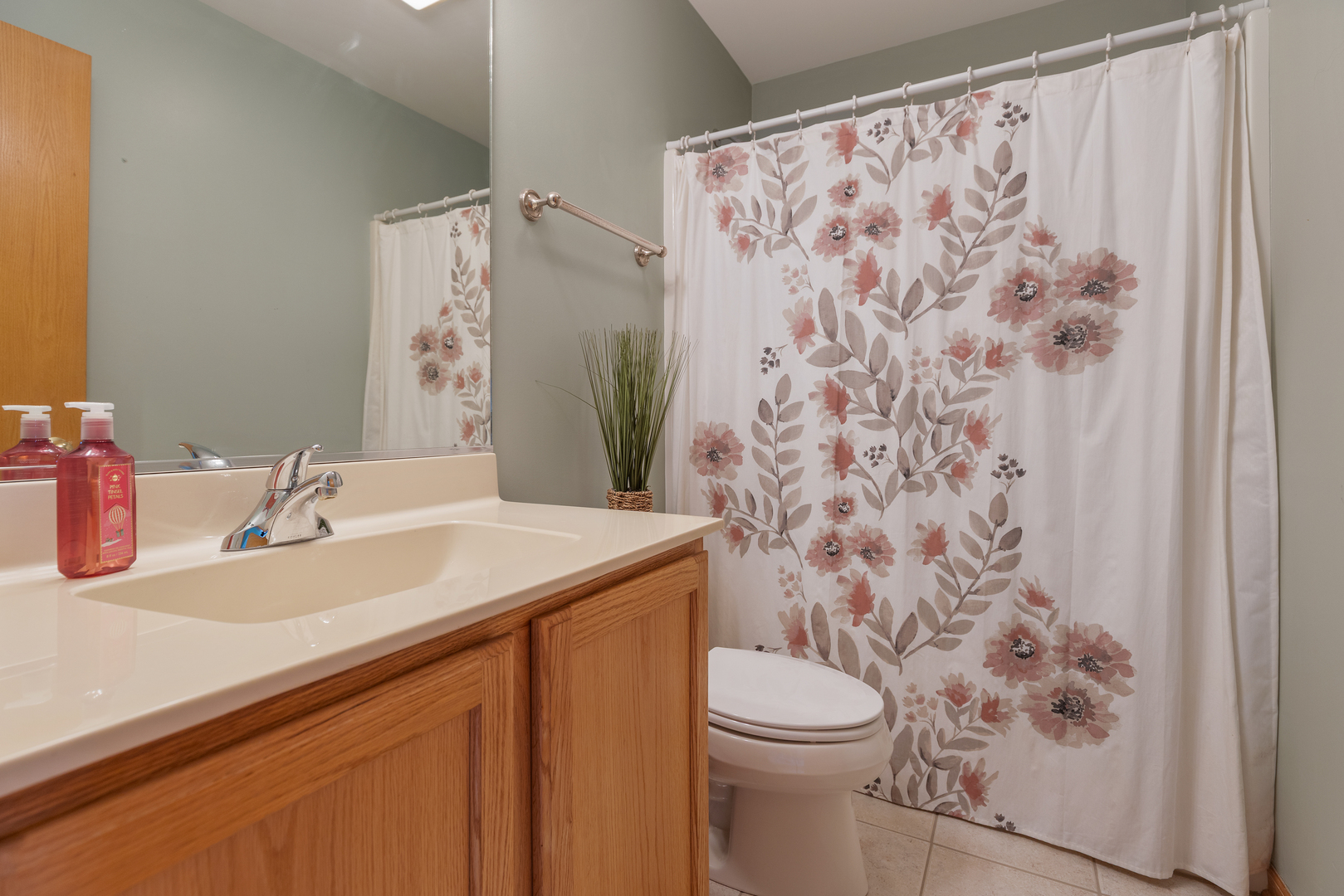1312 Inverness Court Antioch, IL 60002 - Photo 19 of 31