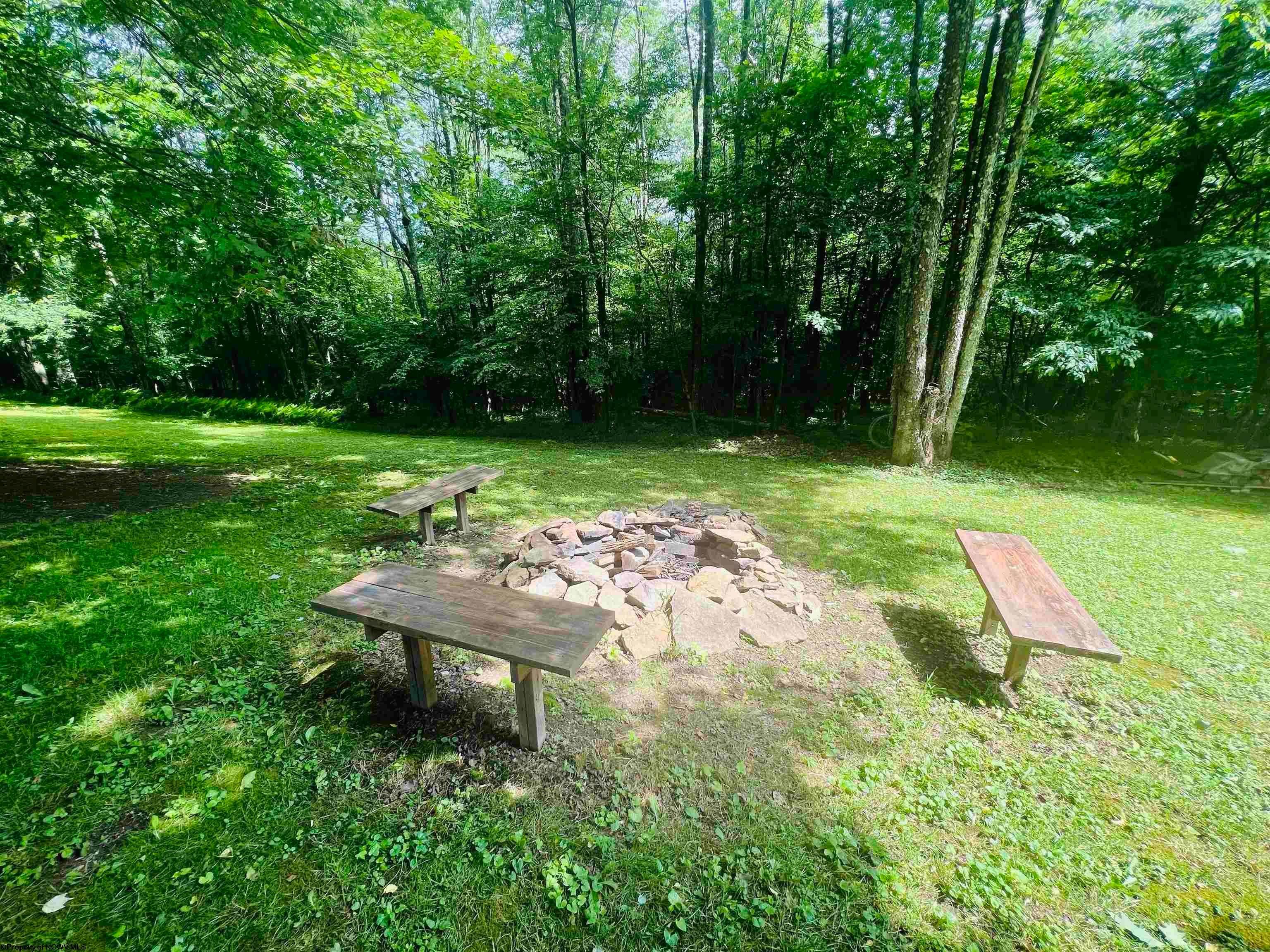 118 Sandy Lane Reedsville, WV 26547 - Photo 19 of 23 Gallery Image 19