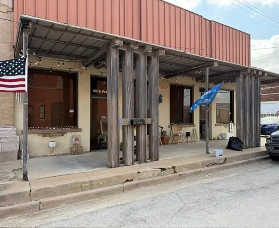 $85,000 | 105 South Pearl Street, Mart, TX 76664