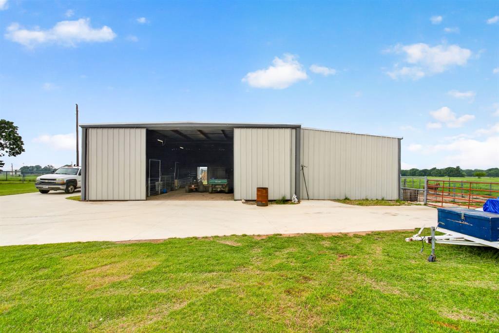 3914 Alamo Road Bowie, TX 76230 - Photo 20 of 34