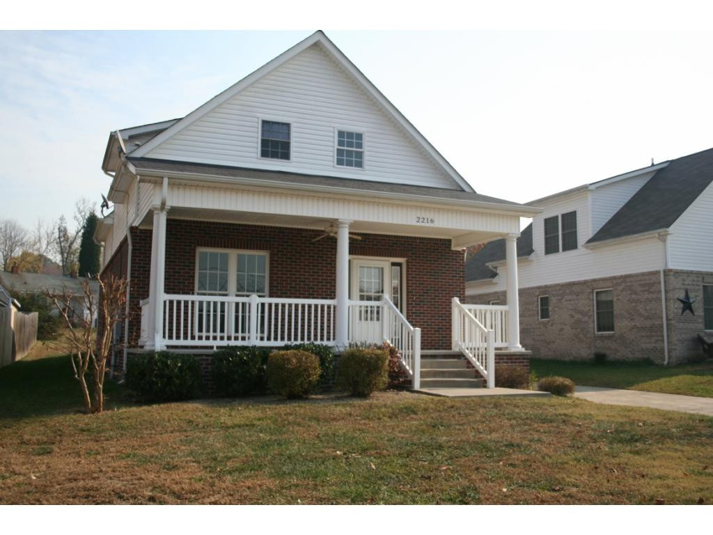 2216 Sherwood Road Kingsport, TN 37664 - Photo 2 of 33 Photo 2