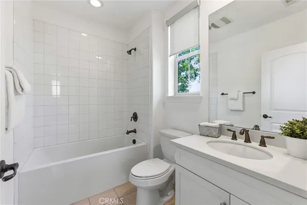 $1,998,800 | 44 Vivido Street, Rancho Mission Viejo, CA 92694