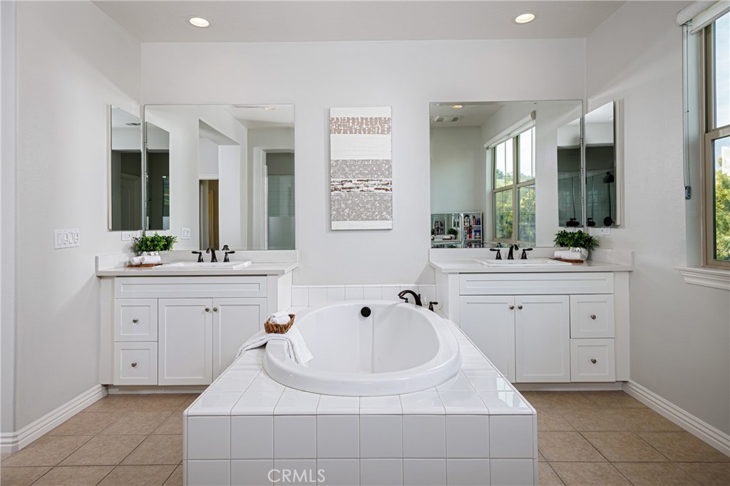 44 Vivido Street Rancho Mission Viejo, CA 92694 - Photo 10 of 33