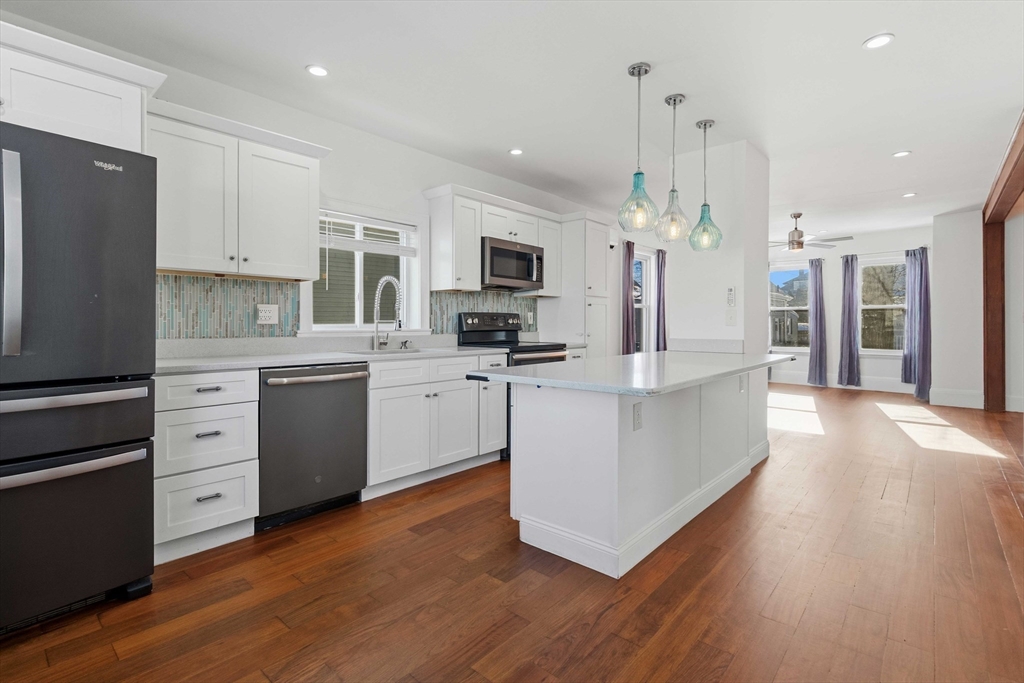 149 Eutaw Avenue Lynn, MA 01902 - Photo 2 of 23