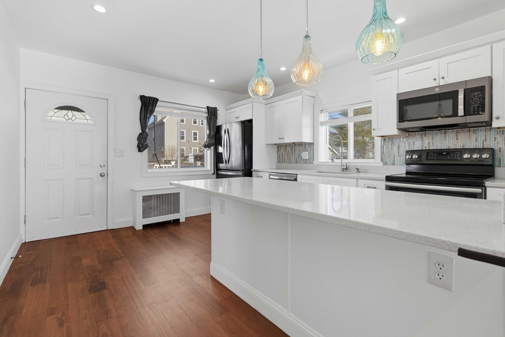 149 Eutaw Avenue Lynn, MA 01902 - Photo 3 of 23