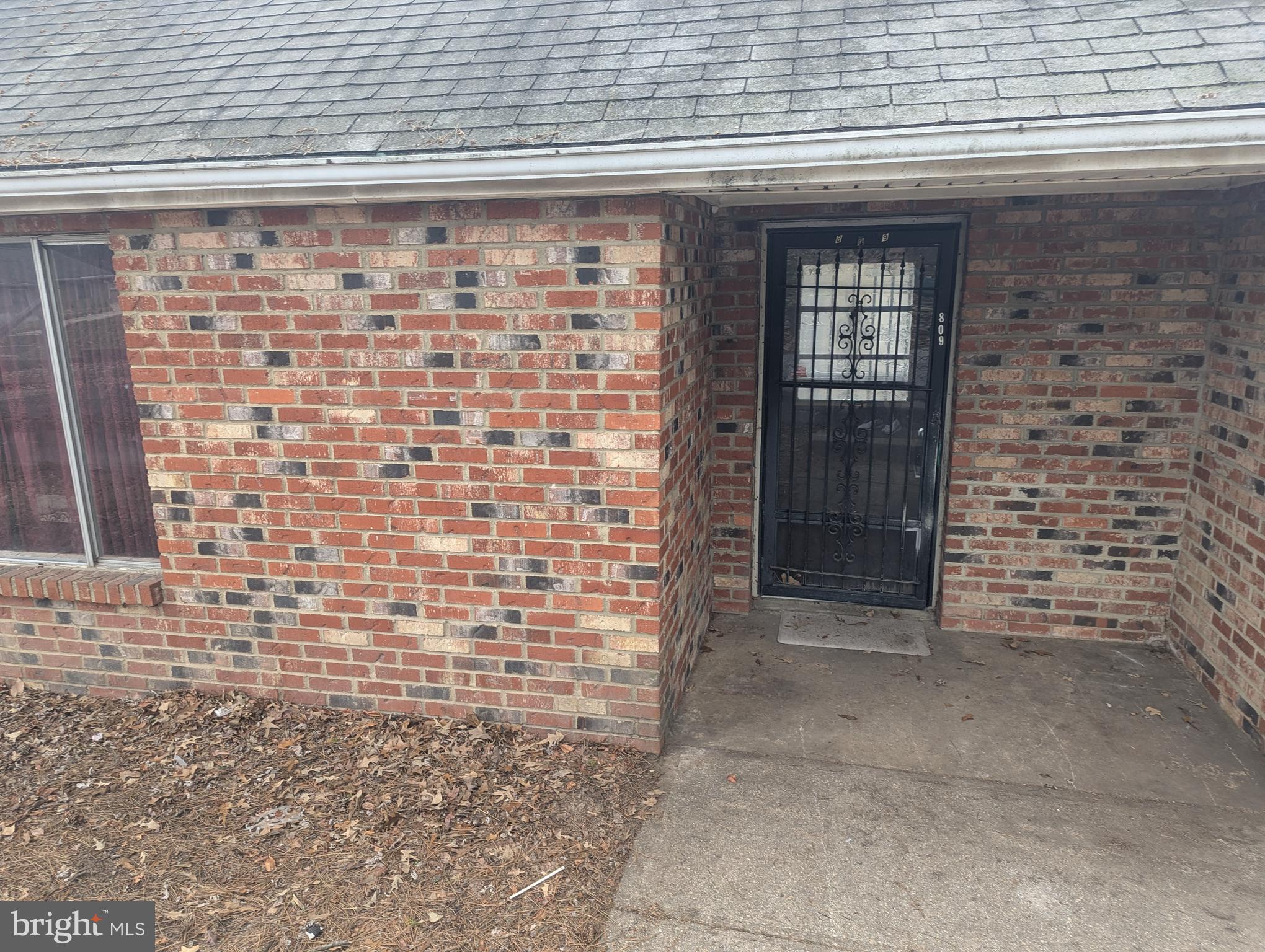 809 203rd Street Pasadena, MD 21122 - Photo 2 of 16