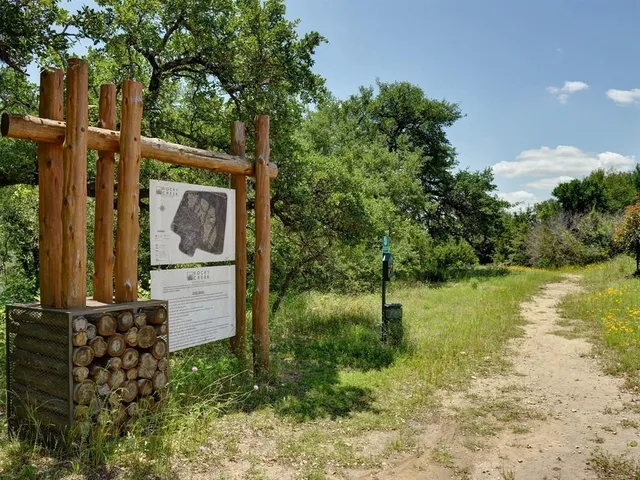 $4,200 | 8709 Fescue Lane, Austin, TX 78738