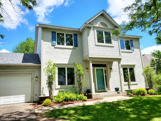 $499,000 | 1159 Fallbrook Lane, Woodbury, MN 55125