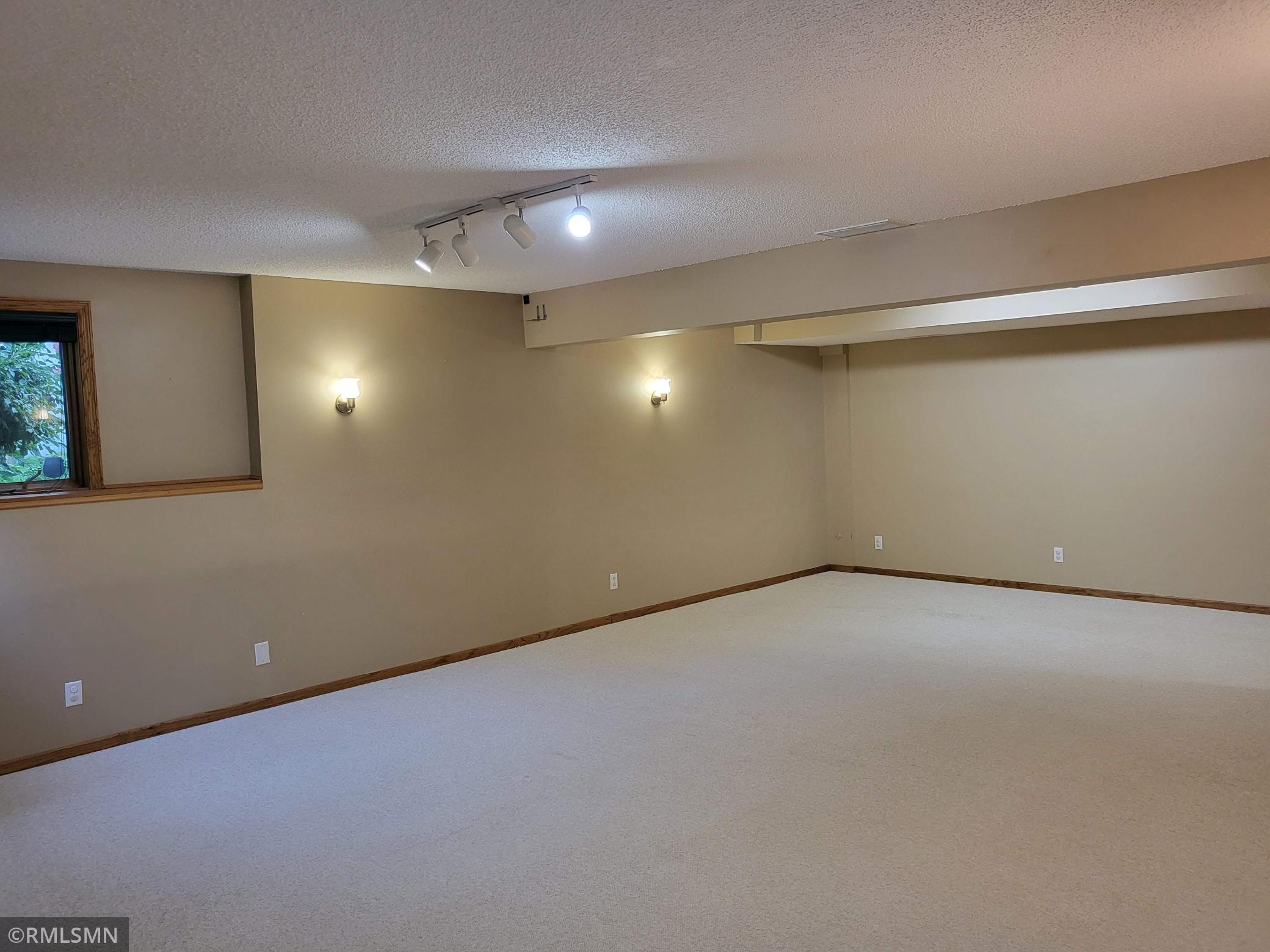 1159 Fallbrook Lane Woodbury, MN 55125 - Photo 27 of 36