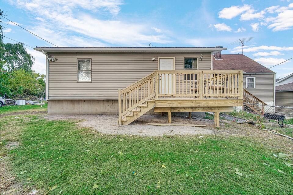 1047 Ralston Street Gary, IN 46406 - Photo 4 of 29 960x640