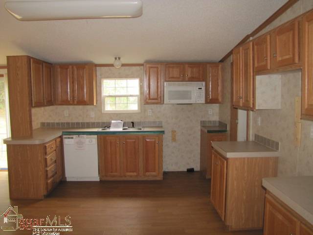 185 Lisbon Road Laurens, SC 29360 - Photo 4 of 10 Gallery Image 4