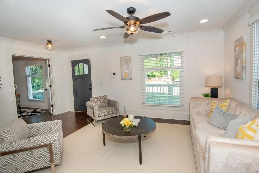 314 Ashburton Avenue Southeast Atlanta, GA 30317 - Photo 7 of 25