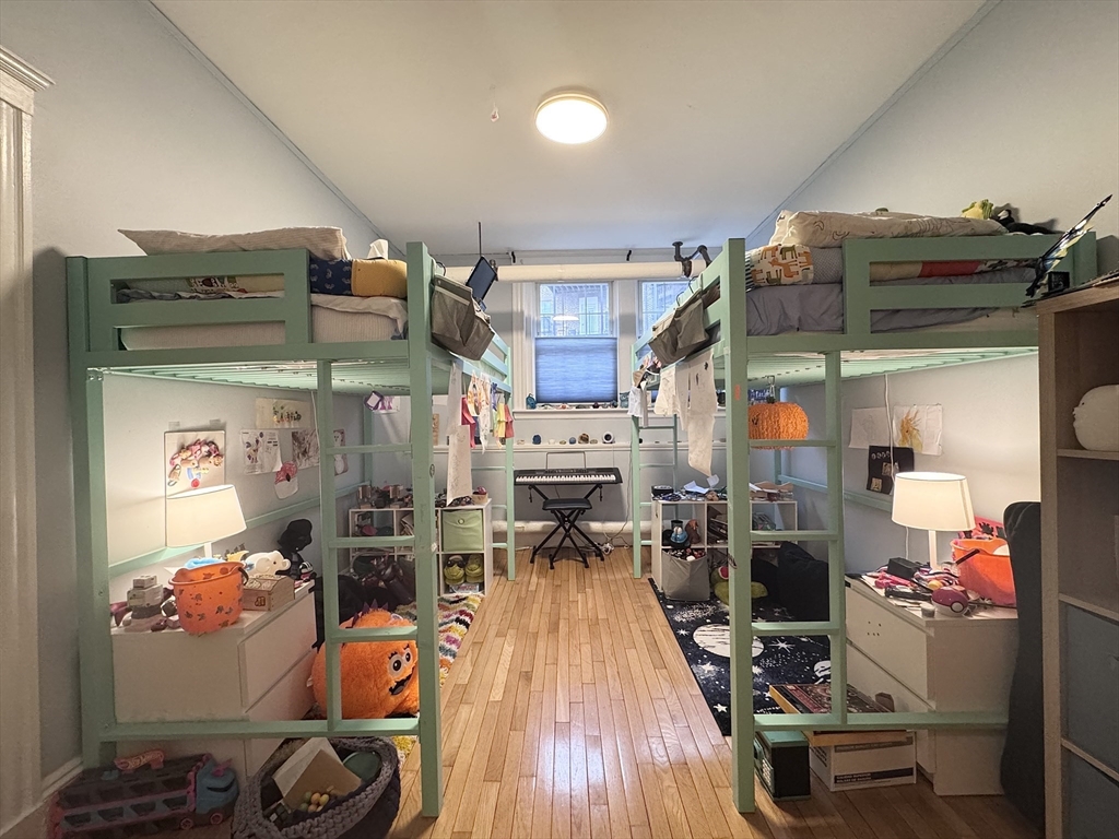 139 Beaconsfield Road, Unit 1B Brookline, MA 02445 - Photo 15 of 19