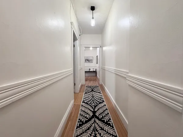 $3,700 | 139 Beaconsfield Road, Unit 1B, Brookline, MA 02445