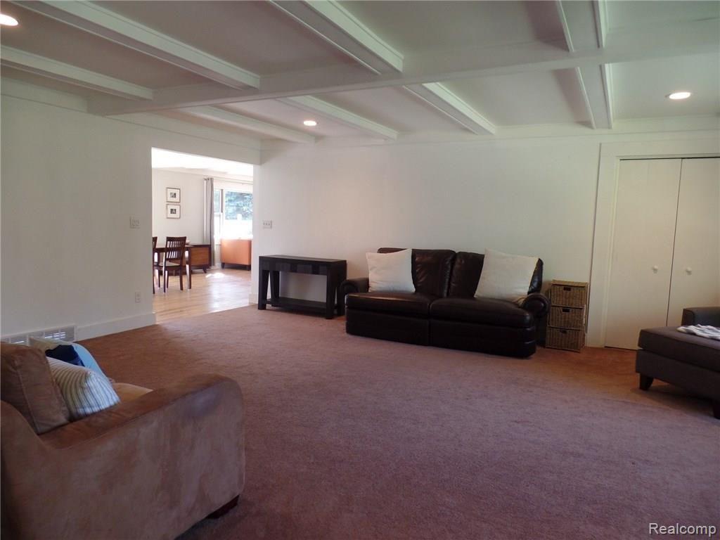 13123 Rattalee Lake Road Davisburg, MI 48350 - Photo 13 of 37 SAM_7705.JPG