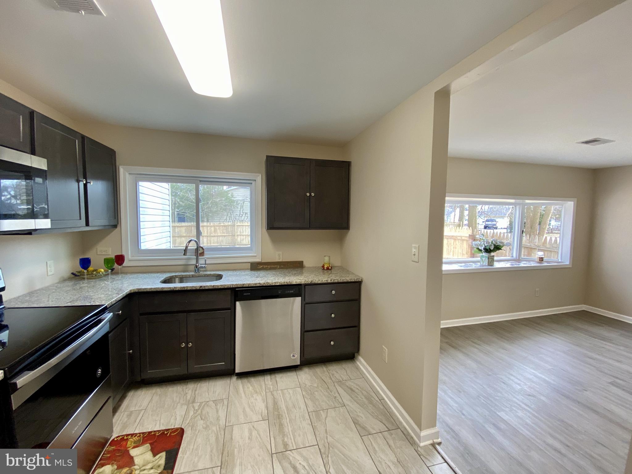 28 1/2 Mowery Road New Castle, DE 19720 - Photo 11 of 31 Remodeled Kitchen