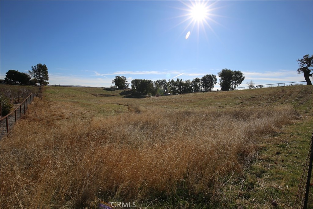 1455 Eureka Lane Templeton, CA 93465 - Photo 6 of 9