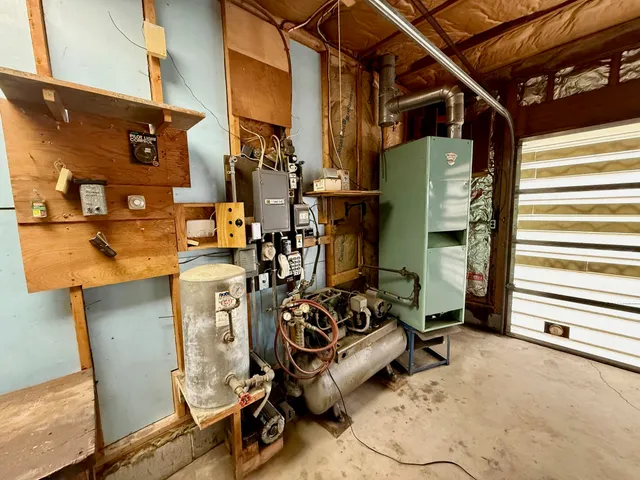 $199,000 | 1019 Vine Street, Manistee, MI 49660