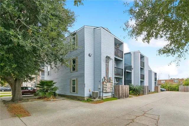 $99,900 | 4833 Zenith Street, Unit 6, Metairie, LA 70001