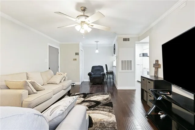 $99,900 | 4833 Zenith Street, Unit 6, Metairie, LA 70001