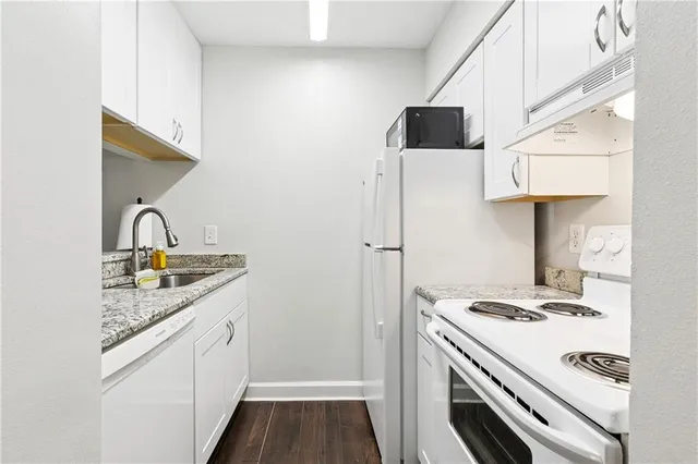 $99,900 | 4833 Zenith Street, Unit 6, Metairie, LA 70001