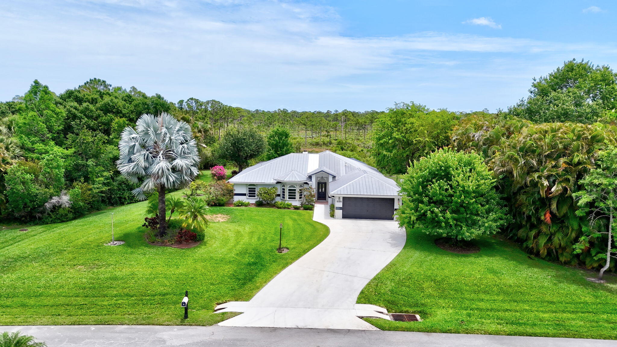 895 Southeast Waterside Way Stuart, FL 34997 - Photo 4 of 68 front