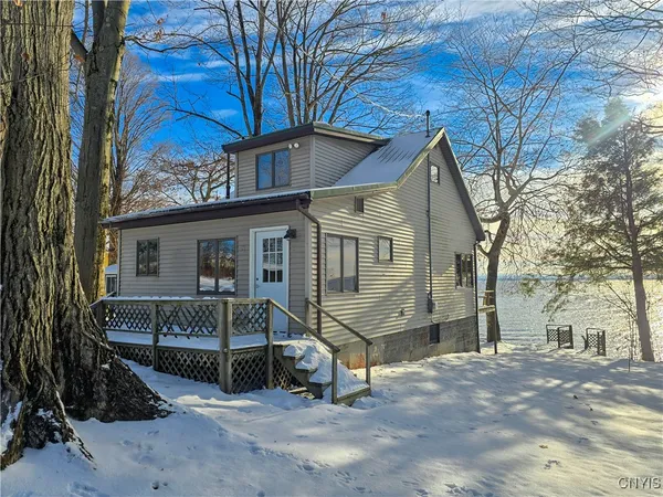 $425,000 | 21 Kellar Drive, Constantia, NY 13028