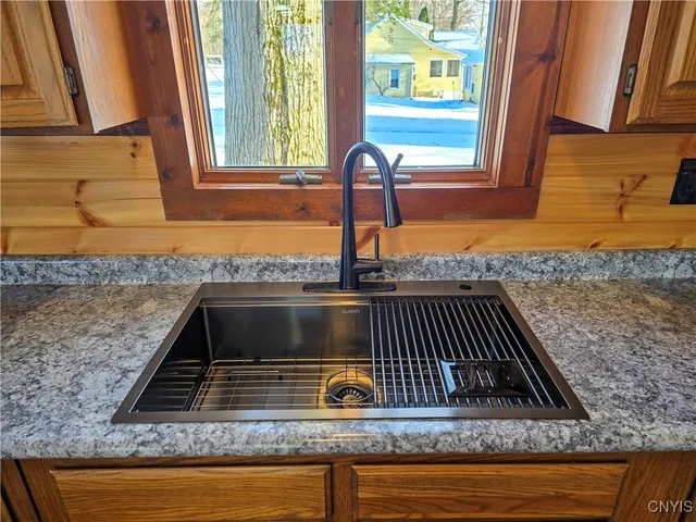 $425,000 | 21 Kellar Drive, Constantia, NY 13028