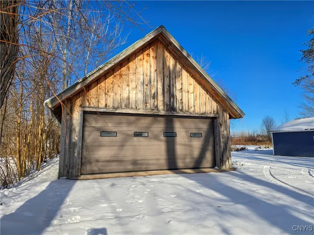 $425,000 | 21 Kellar Drive, Constantia, NY 13028