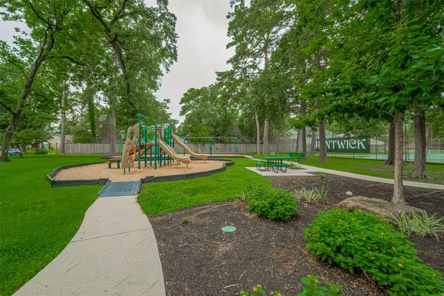 $330,000 | 13714 Hambleton Circle, Houston, TX 77069