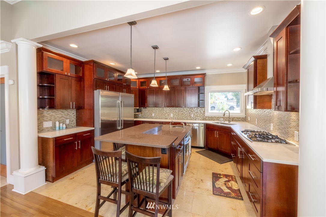 1065 Nile Avenue Northeast Renton, WA 98059 - Photo 11 of 27 Gallery Image 11