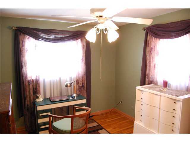 4784 Esterbrook Road Columbus, OH 43229 - Photo 9 of 16 Gallery Image 9