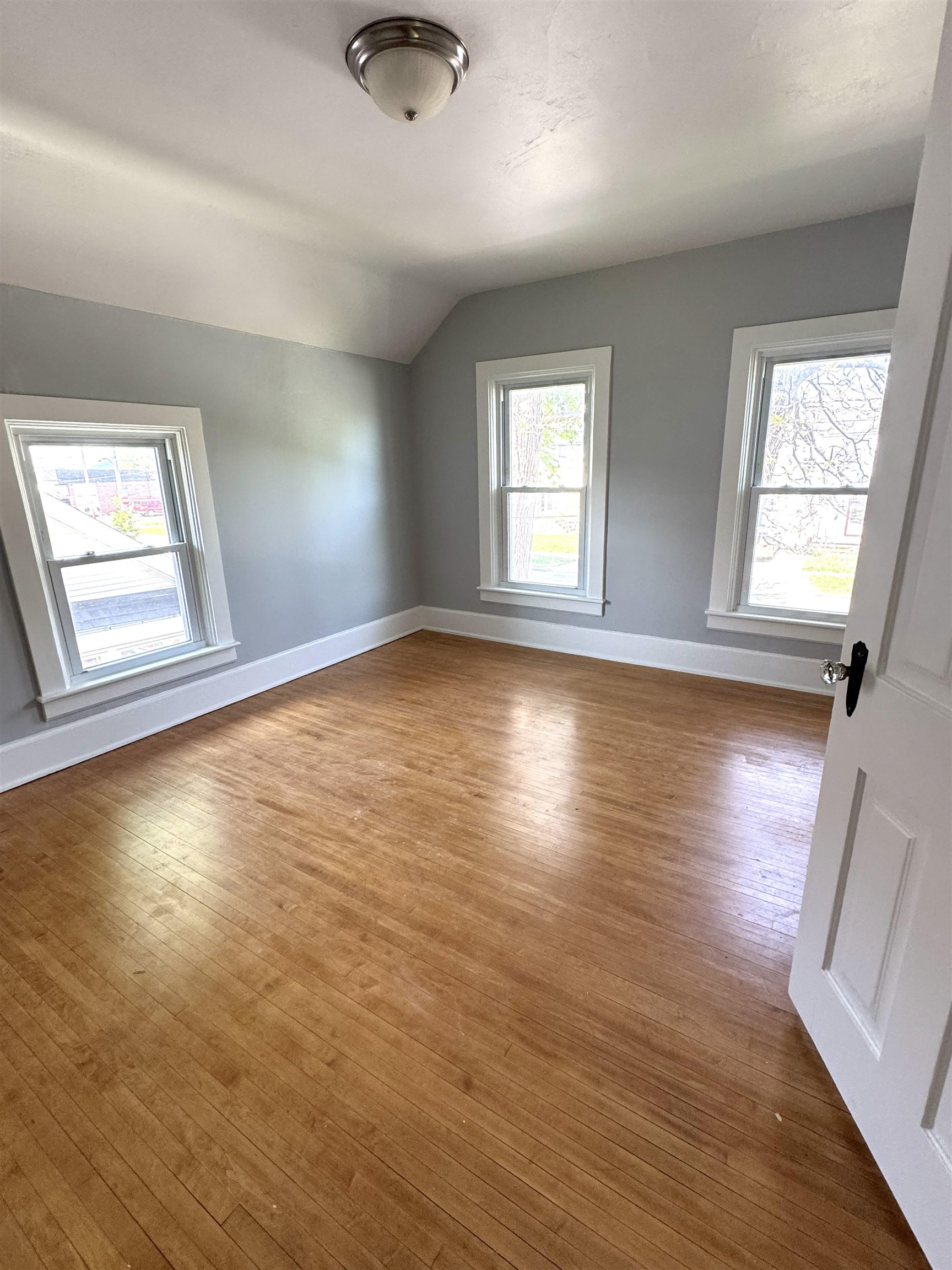 1341 West 2nd Street Appleton, WI 54914 - Photo 26 of 32