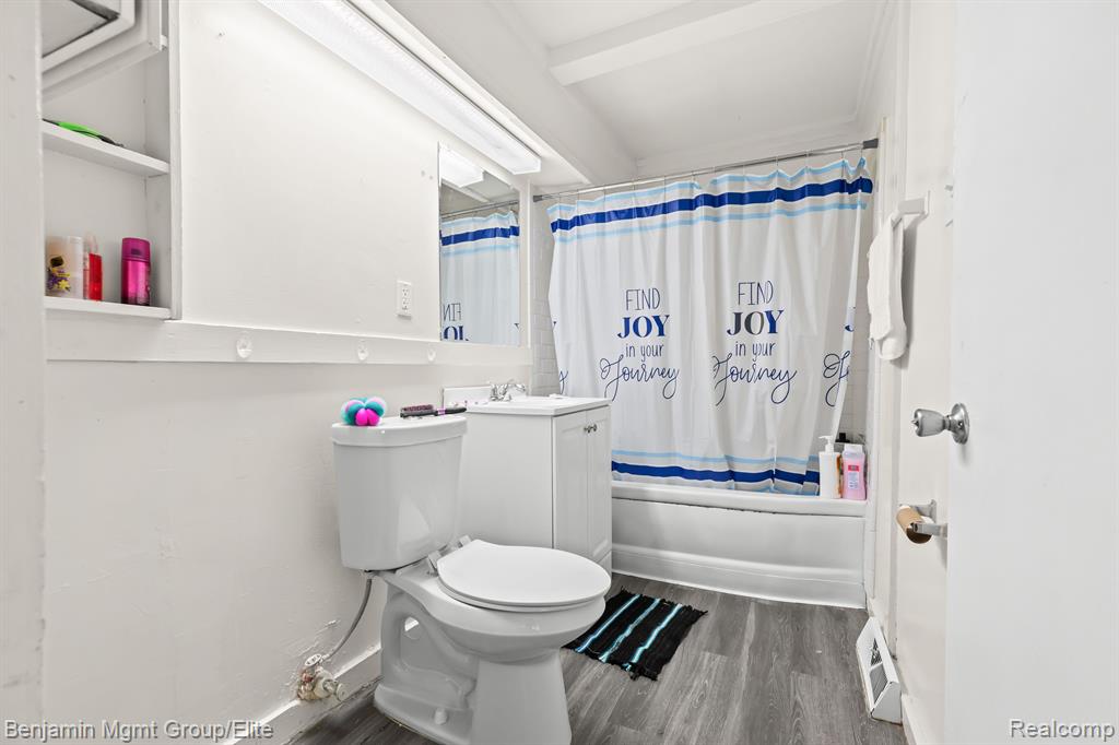 8206 Rivard Avenue Warren, MI 48089 - Photo 14 of 26
